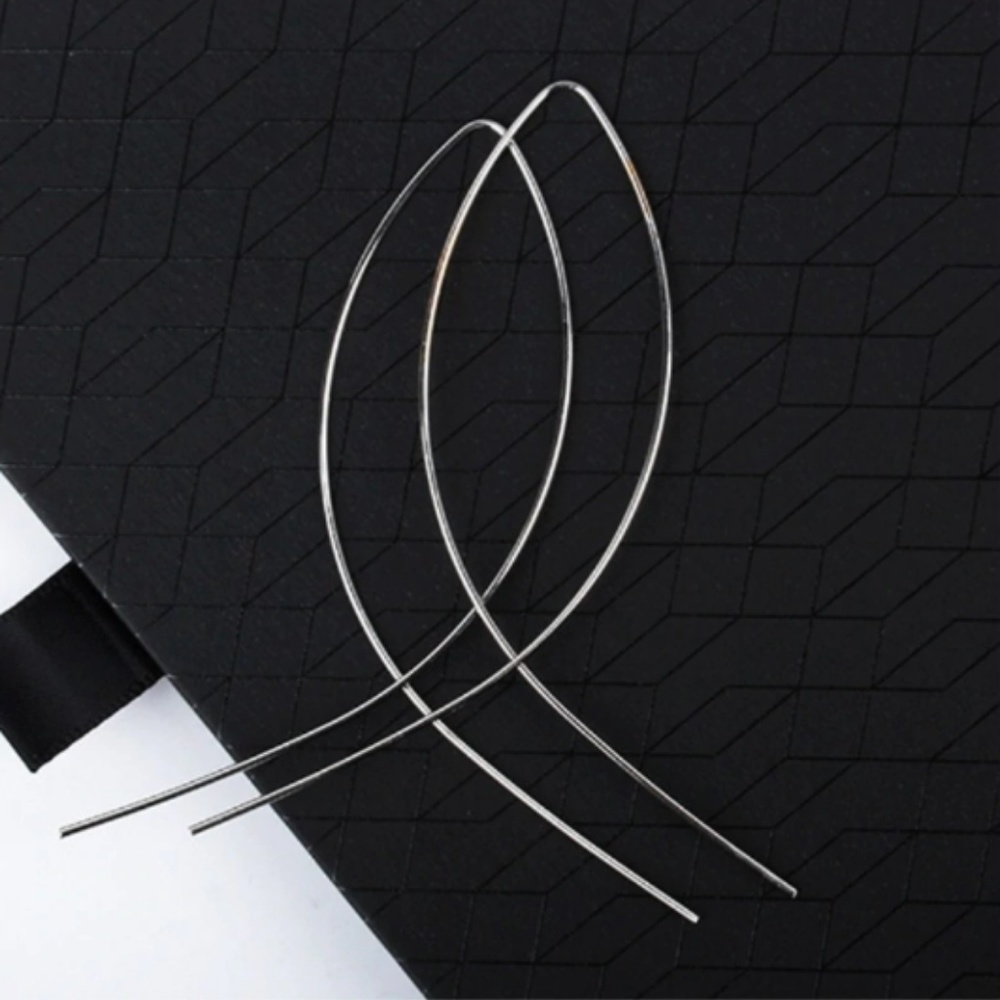 "Star-Crossed Lovers" Minimalist Hoop Earrings - Picture 9 of 11